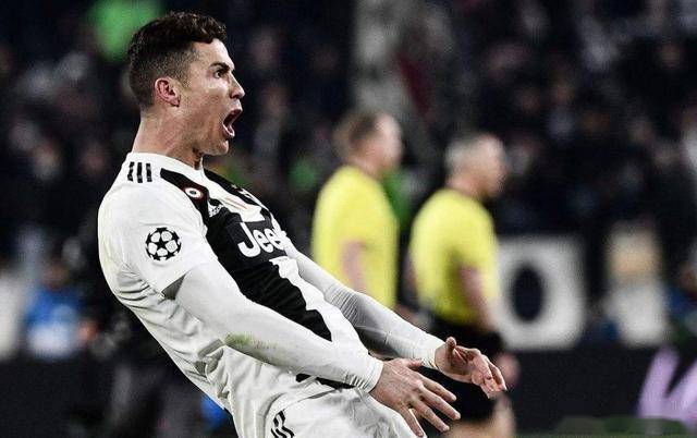  尤文图弗拉霍维奇制胜球绝杀紫百合  