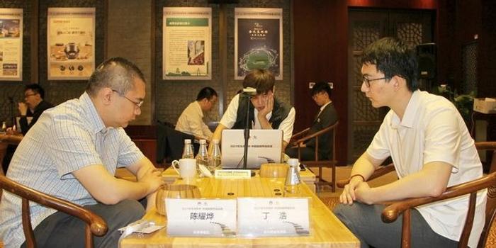  赛季末冲刺阶段，法甲多队展开保级激战